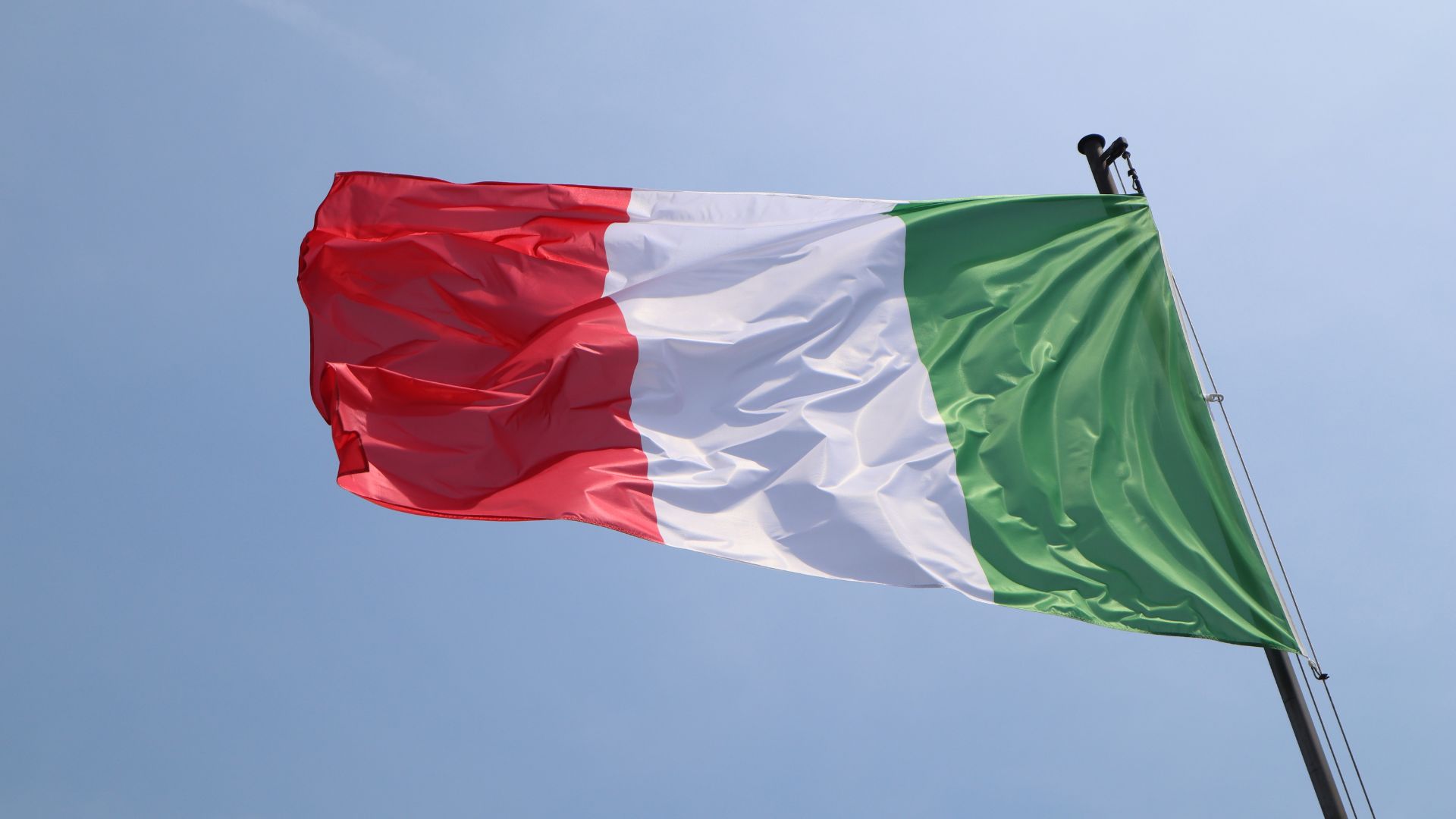 Aproveite a prorrogação até 2029 para registrar filhos na Cidadania Italiana. Velloso Cidadania tem histórico de sucesso em processos judiciais.